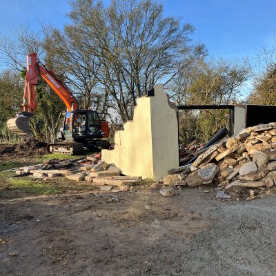 Demolition of garage and outbuildings underway in Great Sampford